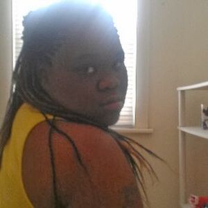 Meet your Posher, Janequa